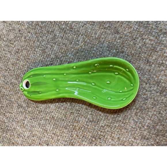 Vintage Pier 1 Cucumber Spoon Rest - Picture 1 of 2